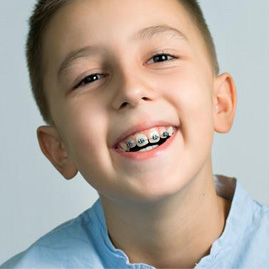 ارتودنسی پیشگیری یا زودهنگام بهترین راه برای رفع نامرتبی دندان کودکان