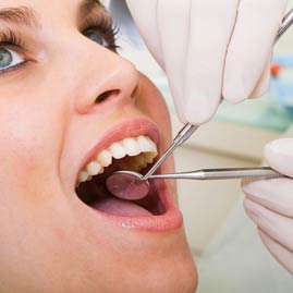 بهترین دندانپزشک زیبایی تهران:لبخند درخشان با متخصص زیبایی دندان